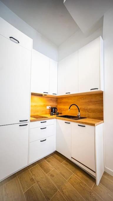 Stylish Apartment In وارسو المظهر الخارجي الصورة